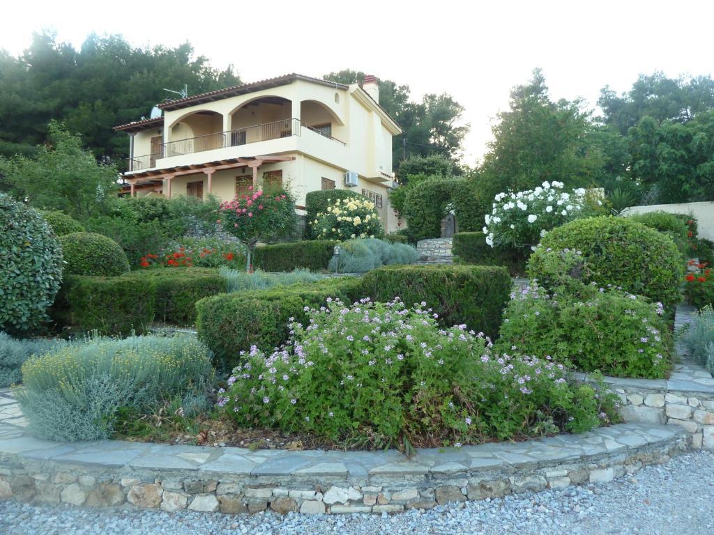 Milia Bay Hotel Apartments Exteriér fotografie